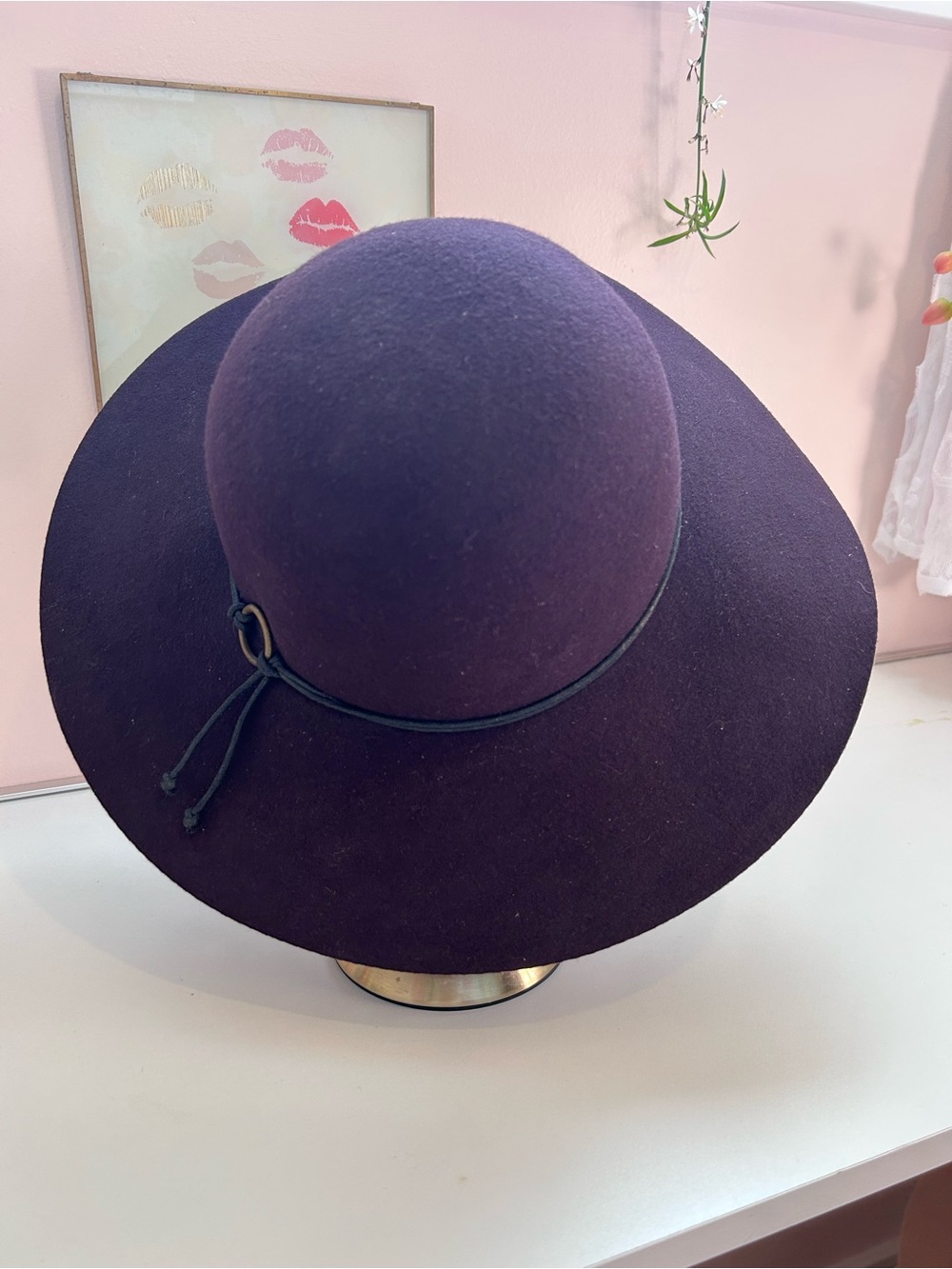 Delux Wide Brim 100% Wool Floppy Hat – Deep Purple / Plum (Like New)